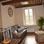 Sea View With Balcony Old Town Of Antibes 2 Pers דירה *