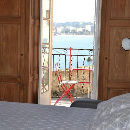 Sea View With Balcony Old Town Of Antibes 2 Pers * אנטיב